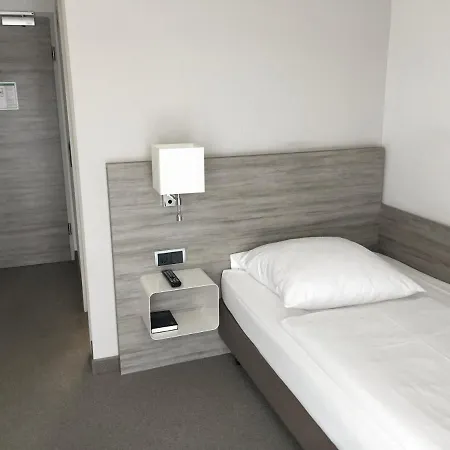 Schweizer Hof 호텔