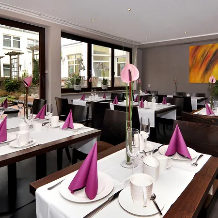 Schweizer Hof Hotel
