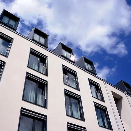 Schweizer Hof Hotel 3*