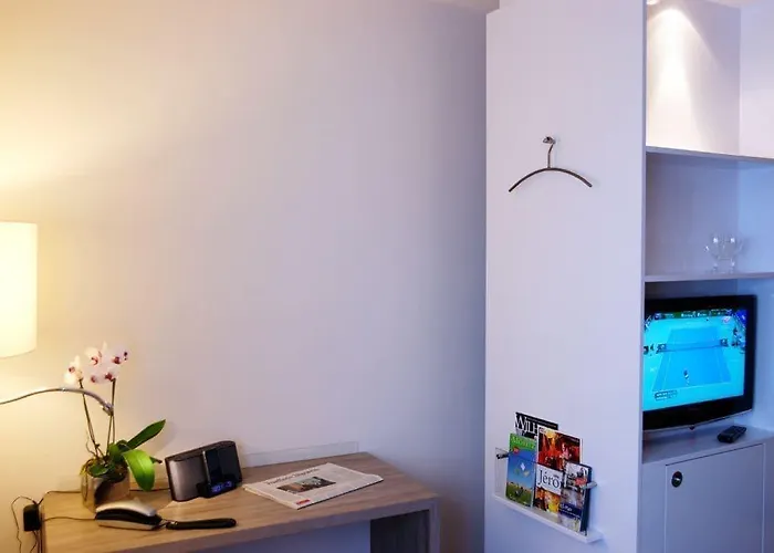 Hotel Schweizer Hof 3*