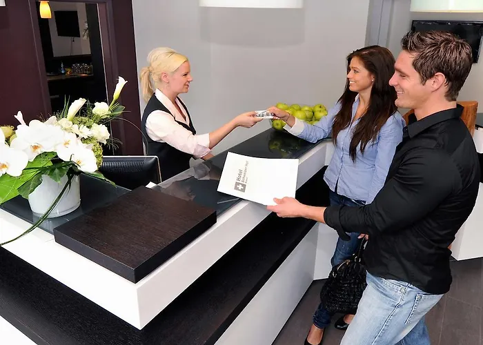 Hotel Schweizer Hof 3*